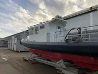 Kapal kerja kanggo didol