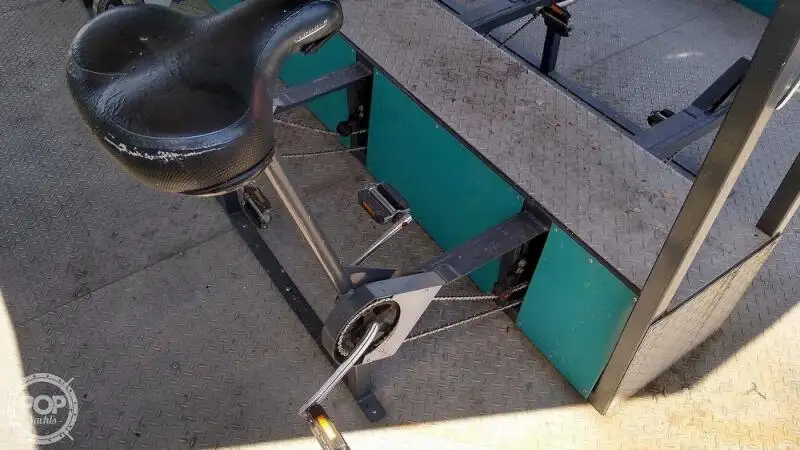 Kapal kontainer kanggo didol