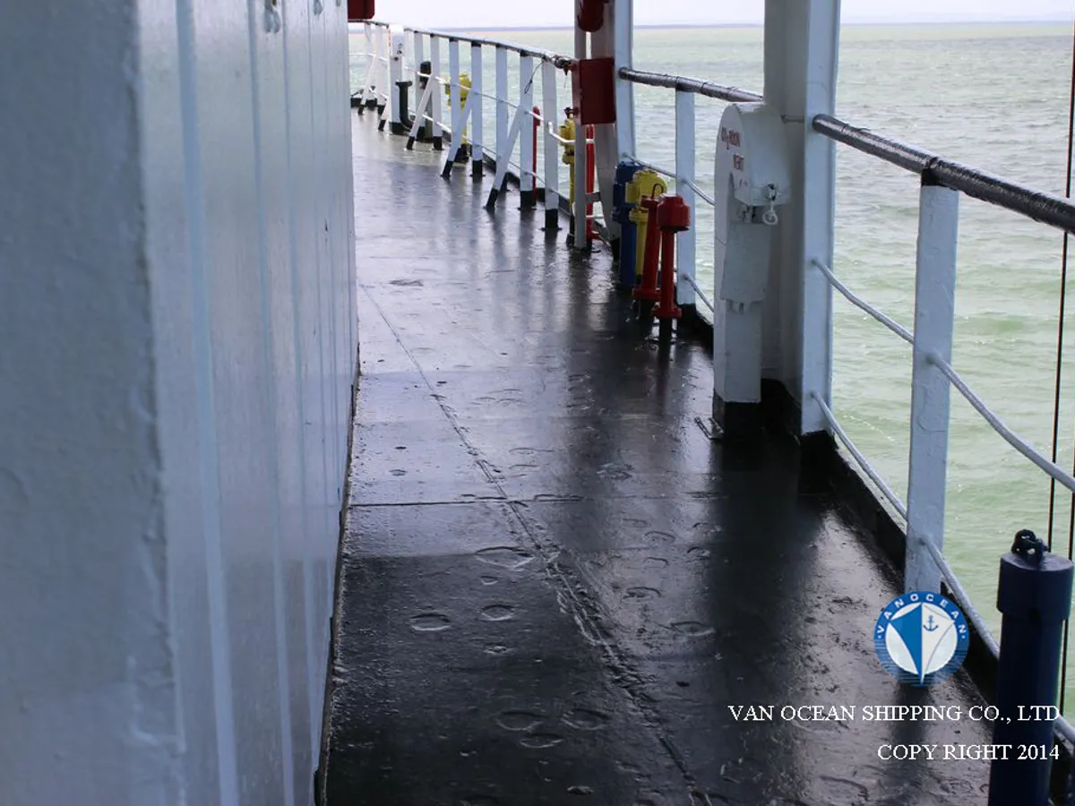 Kapal tanker minyak/bahan kimia kanggo didol