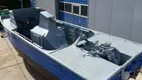Kapal kerja kanggo didol