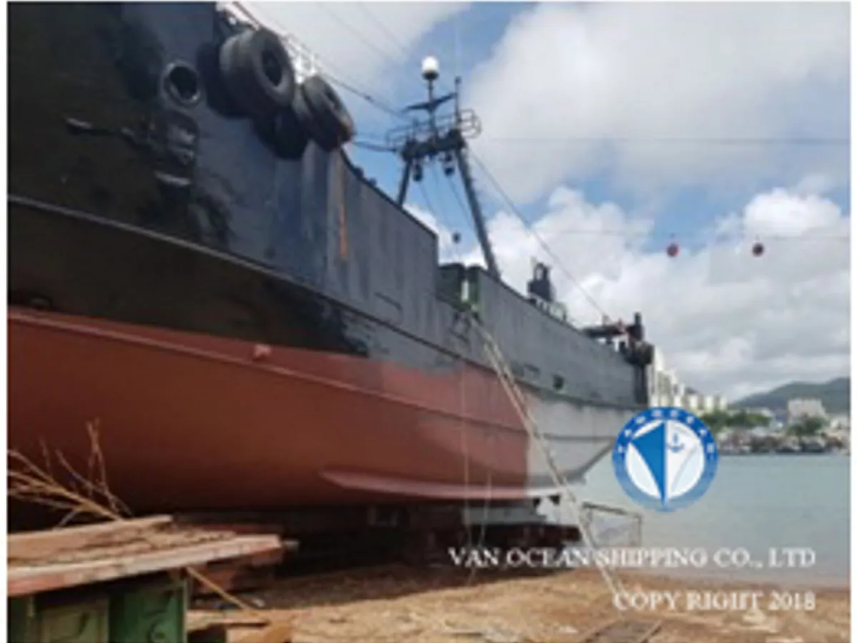Kapal trawler kanggo didol