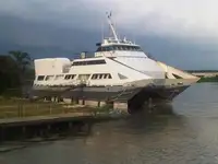 Kapal riset kanggo didol