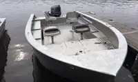 Kapal kerja kanggo didol