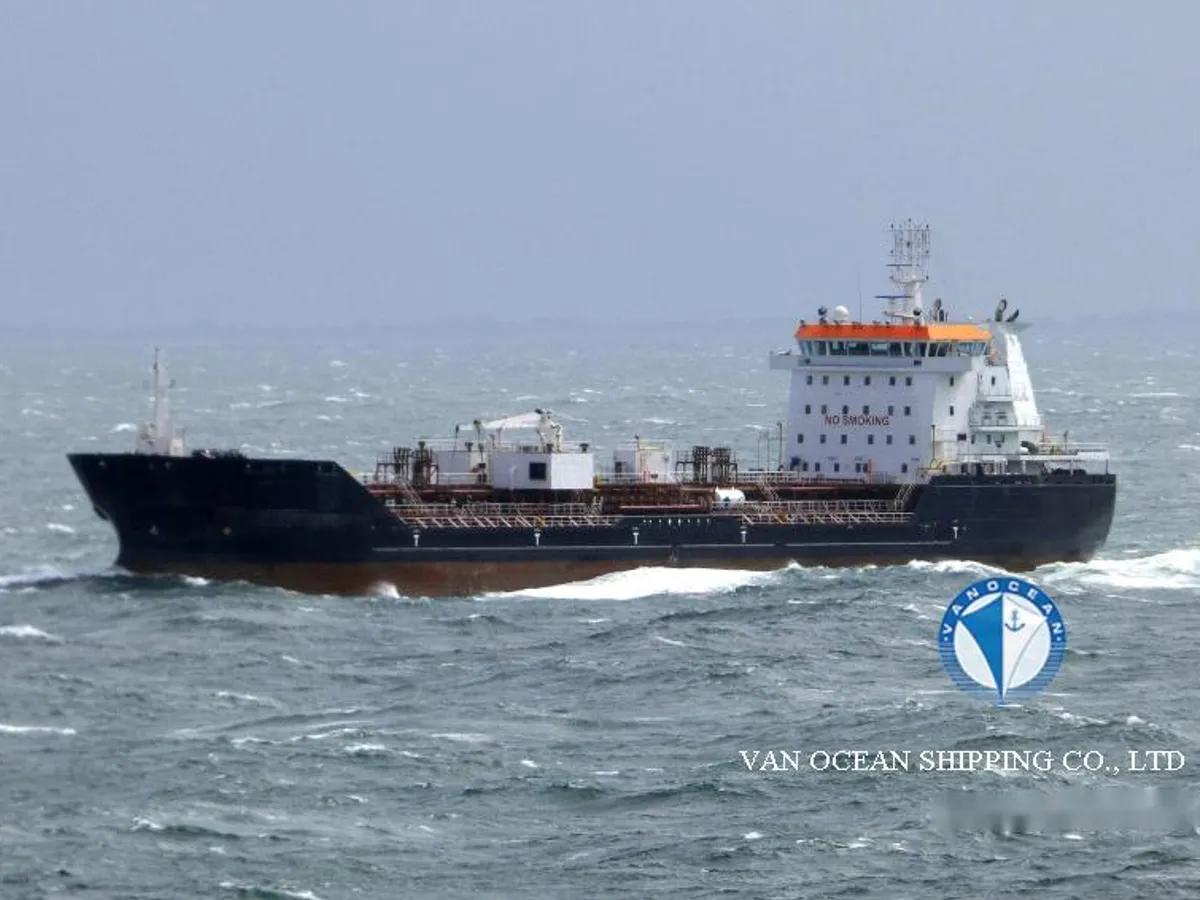 Kapal tanker minyak/bahan kimia kanggo didol
