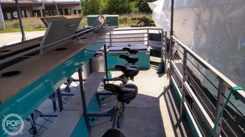 Kapal kontainer kanggo didol