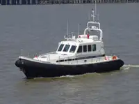 Kapal survey kanggo didol