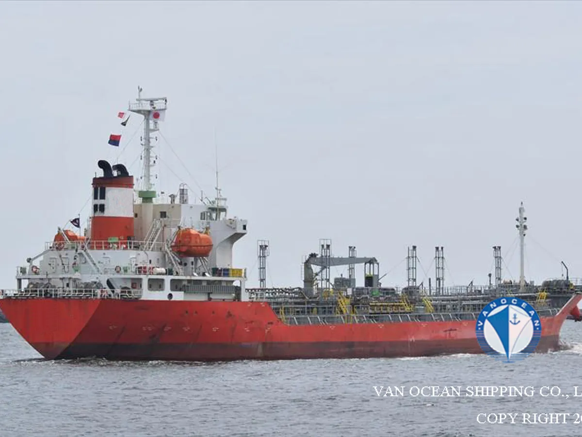 Kapal tanker minyak/bahan kimia kanggo didol