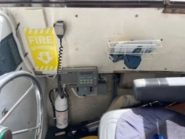 Kapal kerja kanggo didol