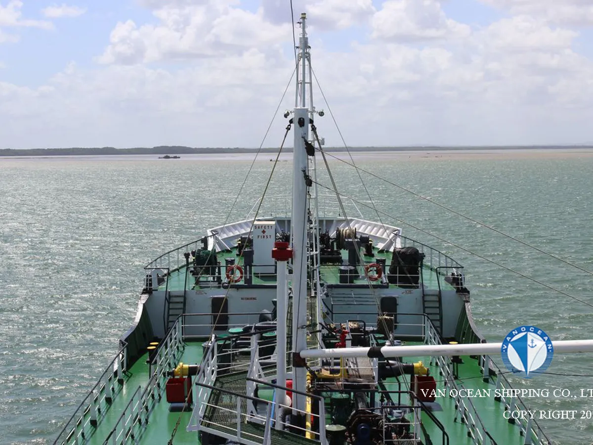 Kapal tanker minyak/bahan kimia kanggo didol