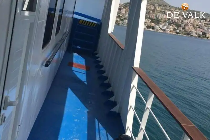 Kapal feri kanggo didol