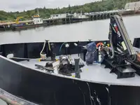 Kapal kerja kanggo didol