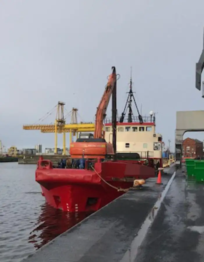 Kapal dredger kanggo didol