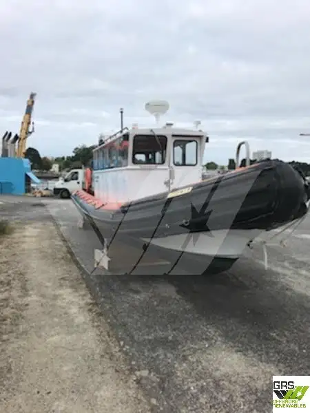 Kapal karet kaku kanggo didol