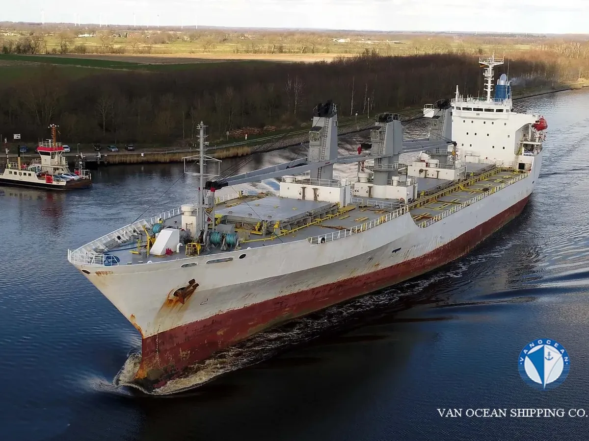 Kapal reefer kanggo didol