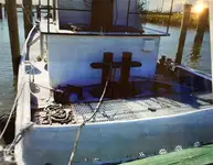 Kapal pasokan kanggo didol