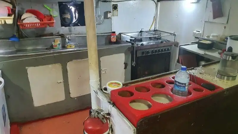 Kapal longliner kanggo didol