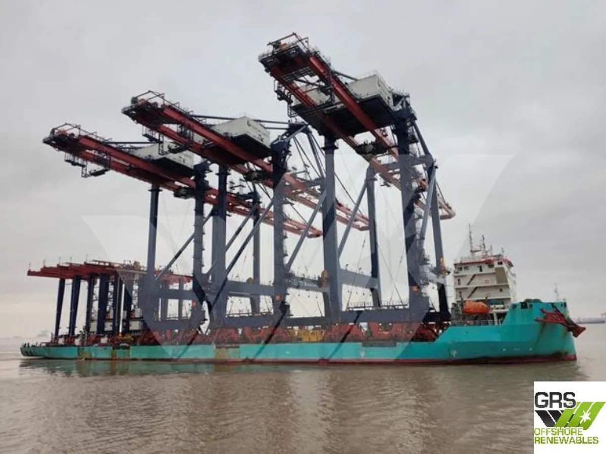 Kapal kargo garing kanggo didol