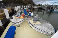 Kapal cutter kanggo didol