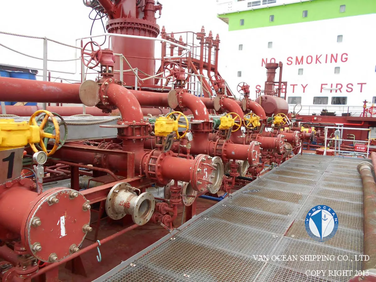 Kapal tanker minyak/bahan kimia kanggo didol