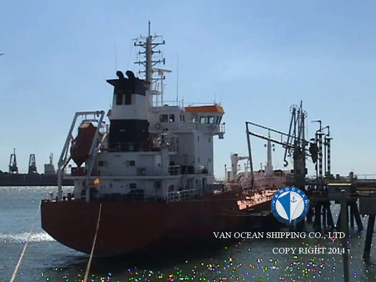 Kapal tanker minyak/bahan kimia kanggo didol