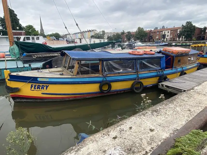 Kapal feri kanggo didol