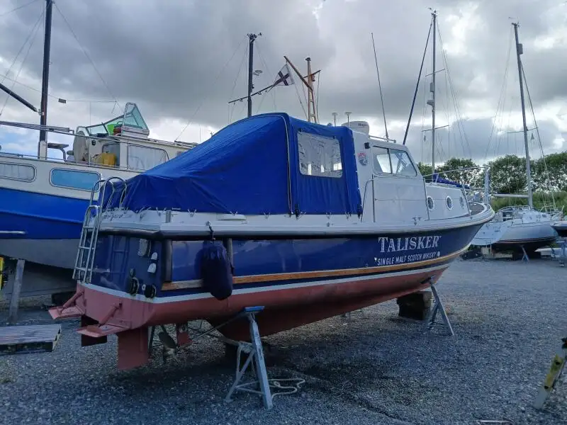 Kapal kerja kanggo didol