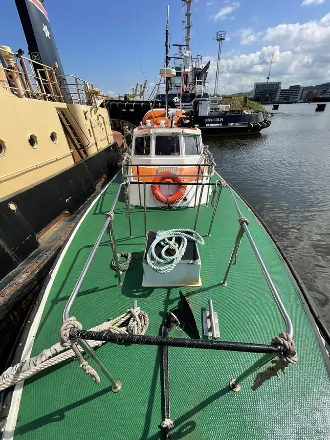 Kapal pilot kanggo didol