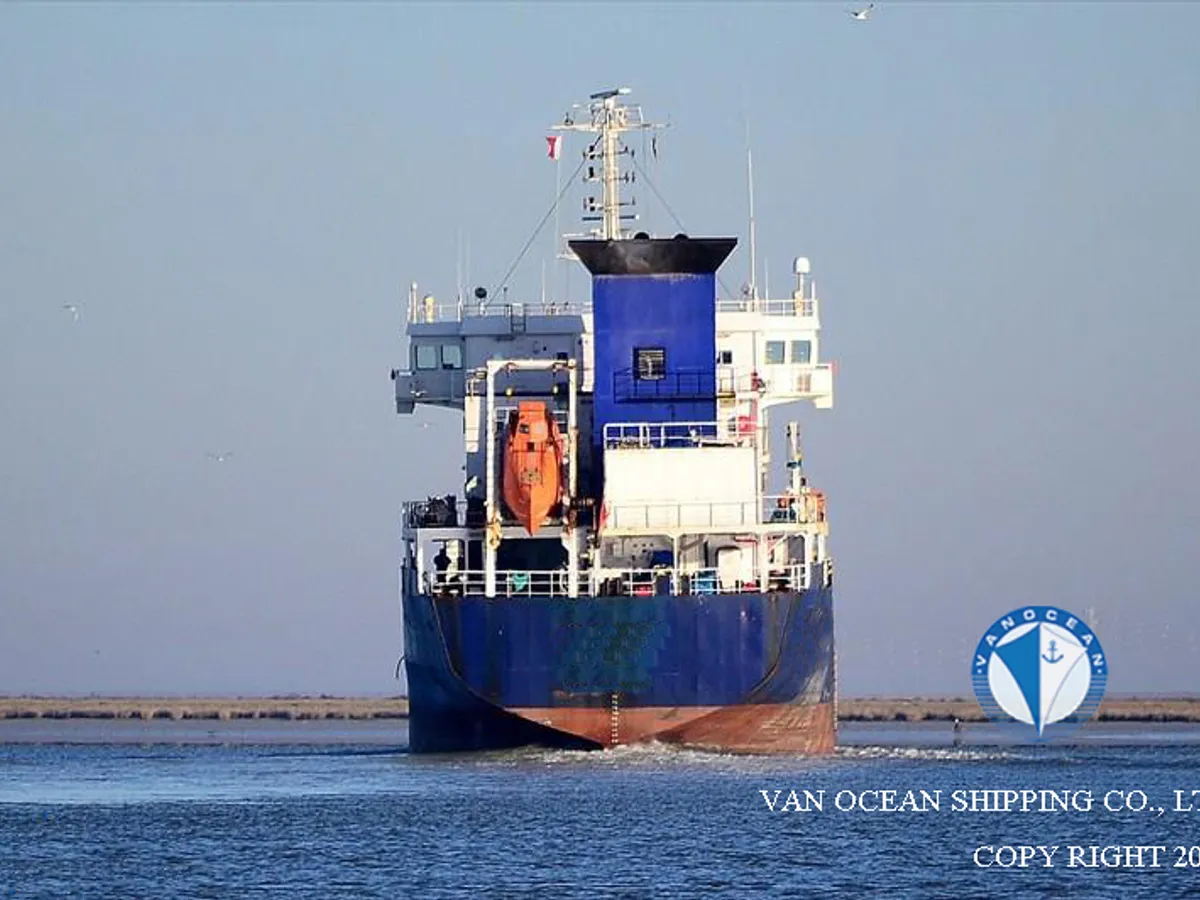 Kapal tanker minyak/bahan kimia kanggo didol