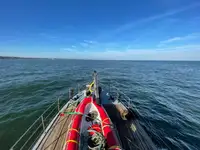 Kapal kerja kanggo didol