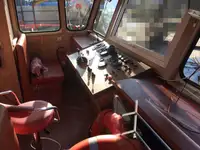 Kapal kontainer kanggo didol