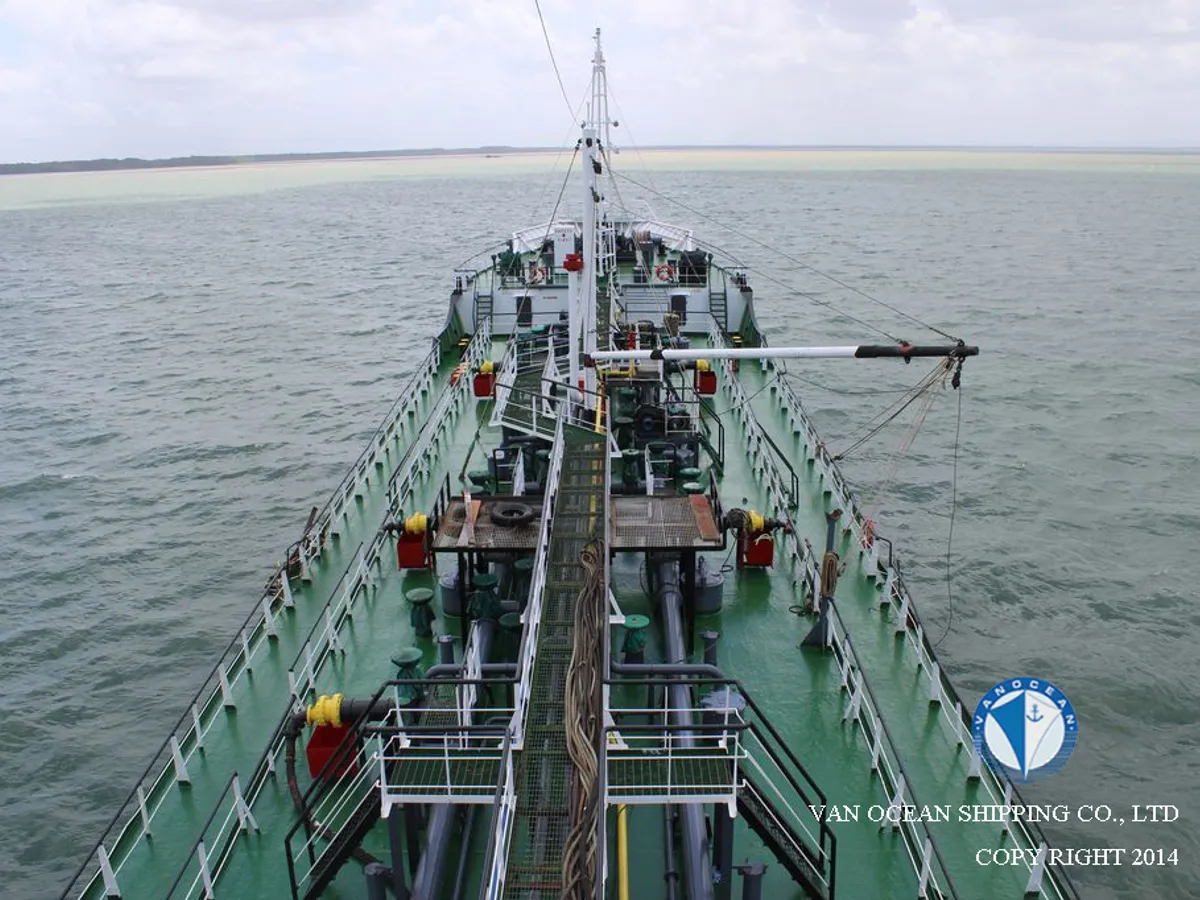 Kapal tanker minyak/bahan kimia kanggo didol