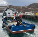 Kapal kerja kanggo didol