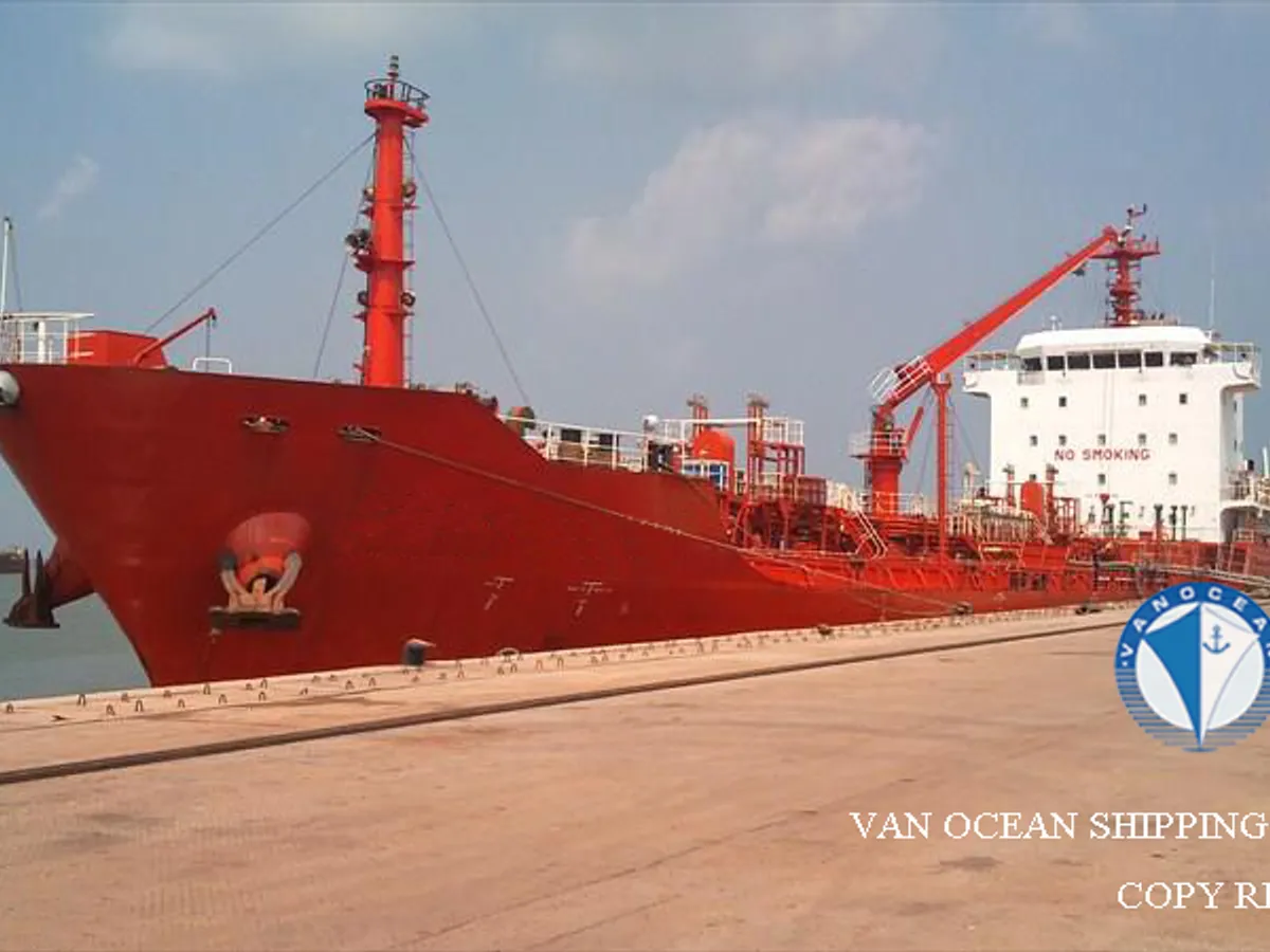 Kapal tanker minyak/bahan kimia kanggo didol