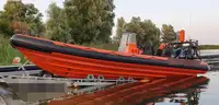 Kapal karet kaku kanggo didol
