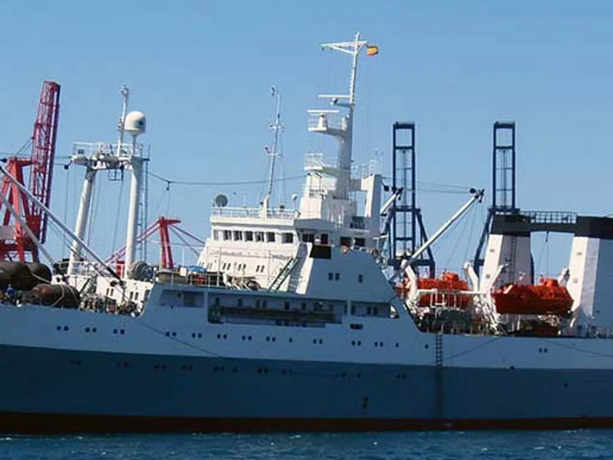 Kapal trawler kanggo didol