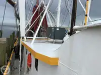 Kapal trawler kanggo didol