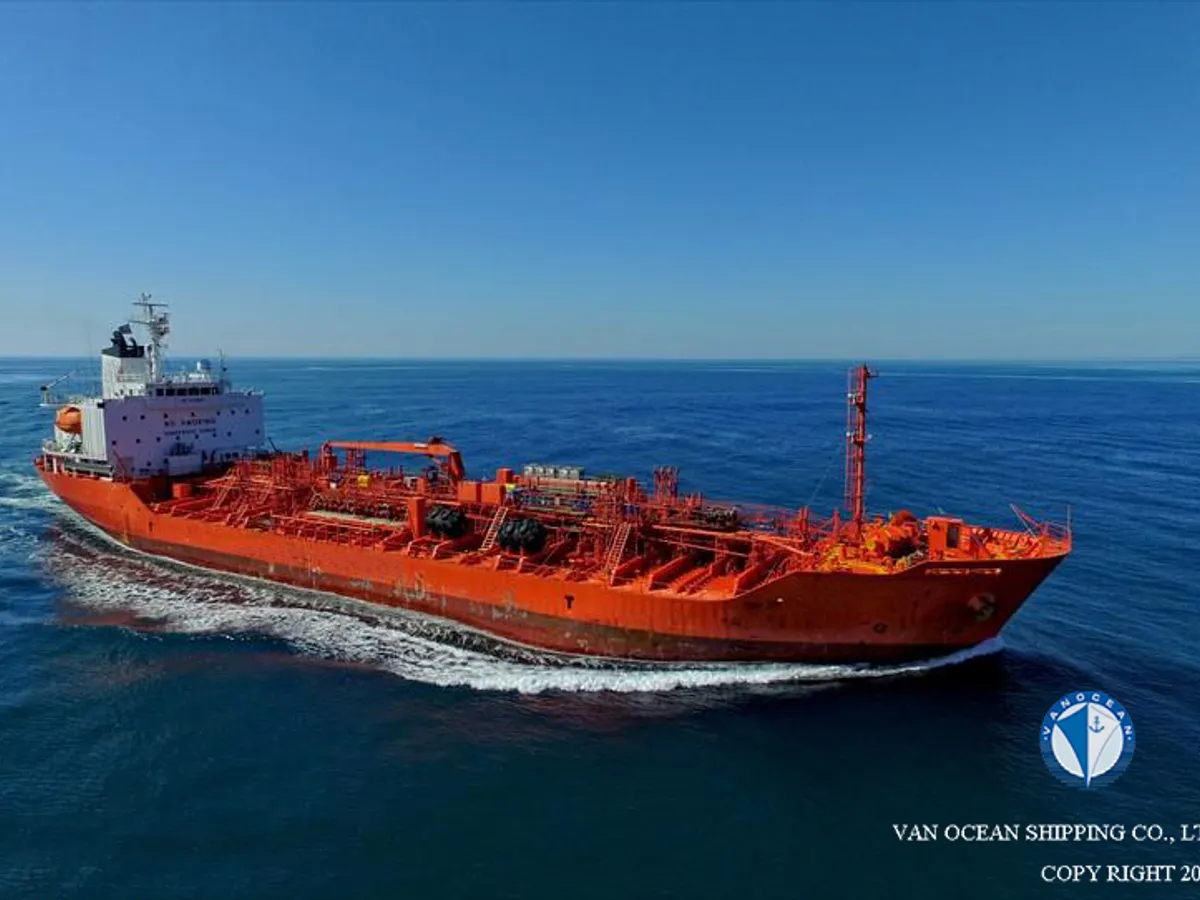 Kapal tanker minyak/bahan kimia kanggo didol