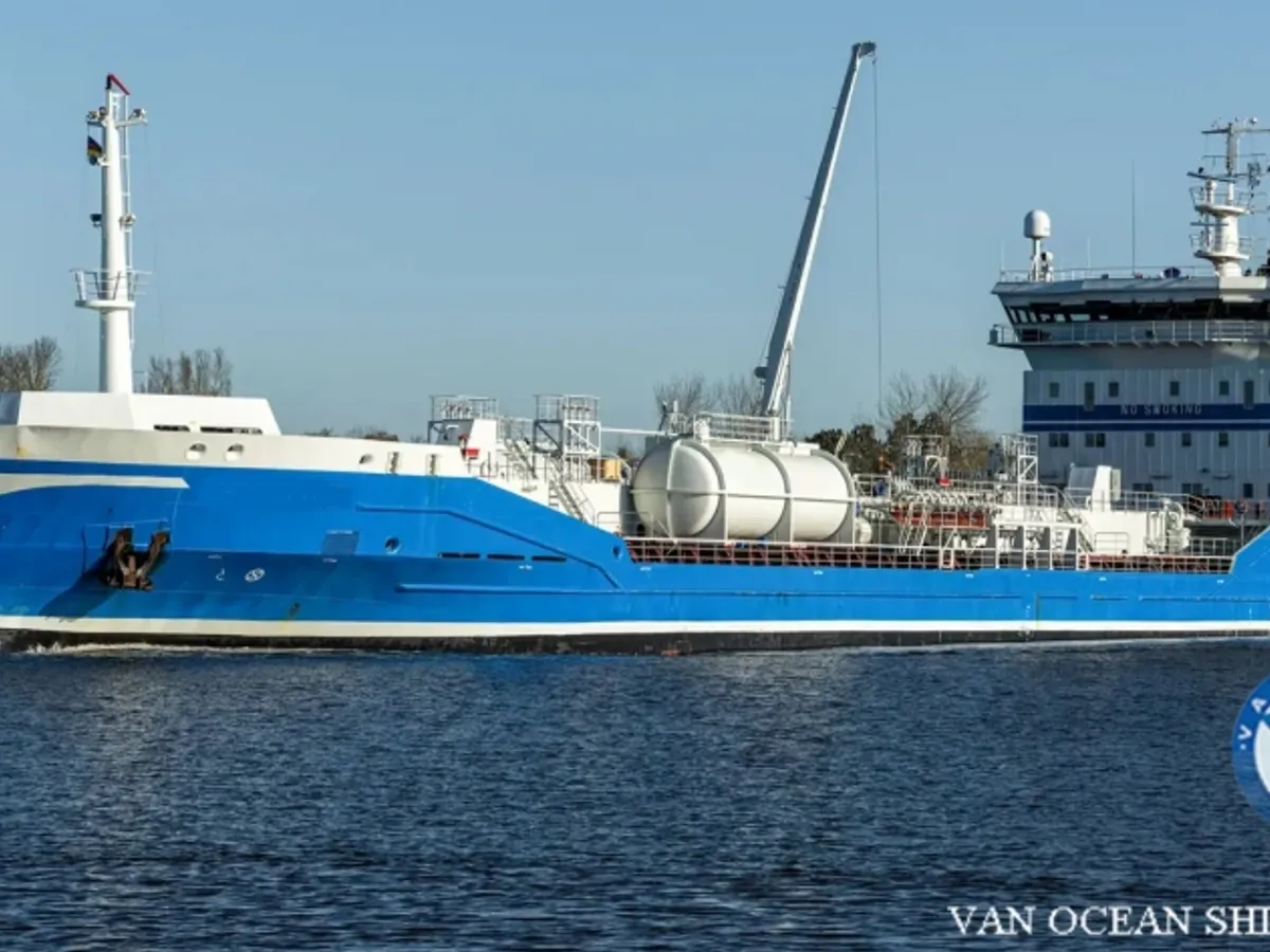 Kapal tanker minyak/bahan kimia kanggo didol