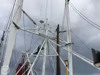 Kapal trawler kanggo didol