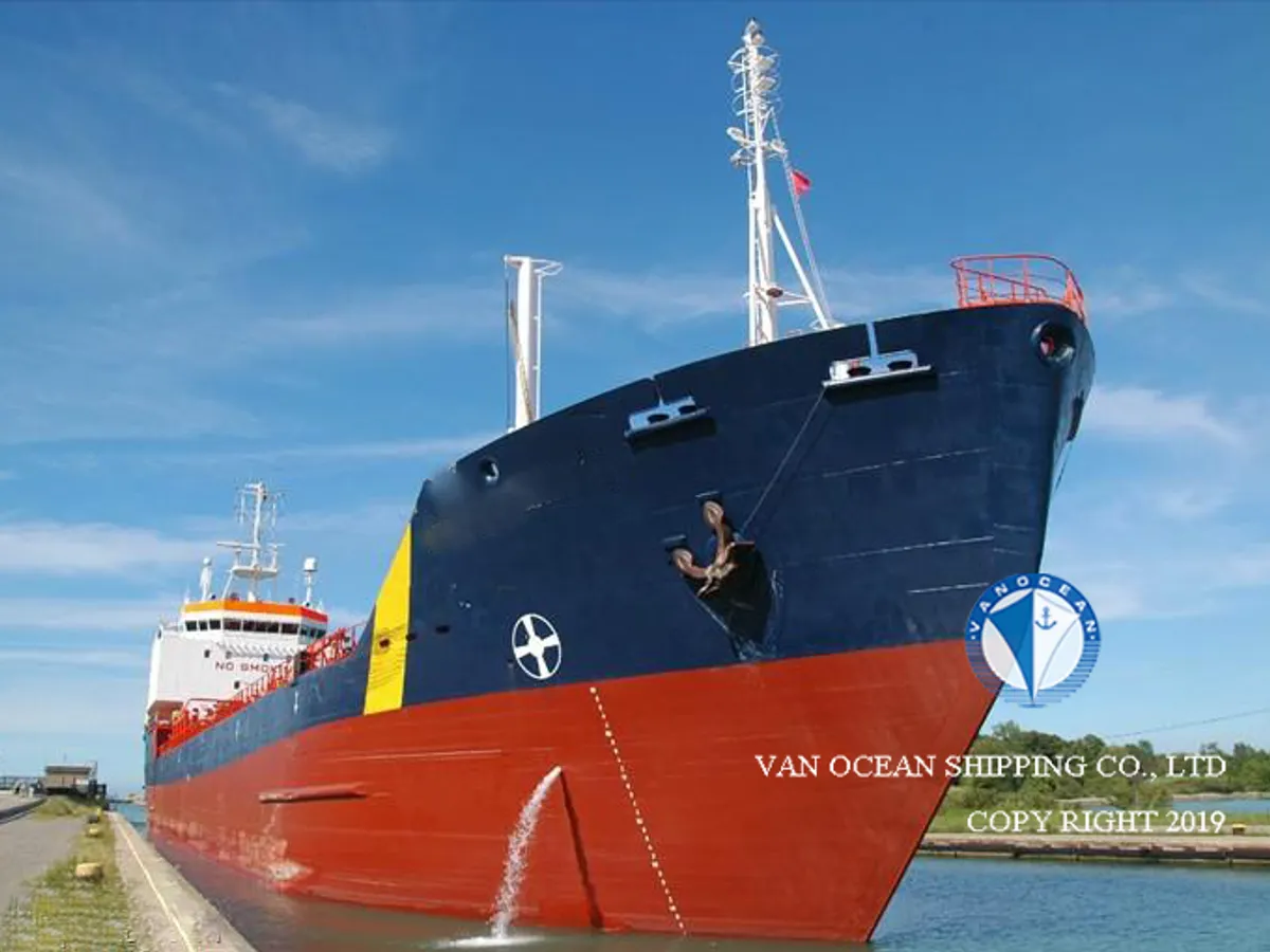 Kapal tanker minyak/bahan kimia kanggo didol