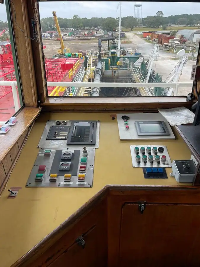Kapal dredger kanggo didol