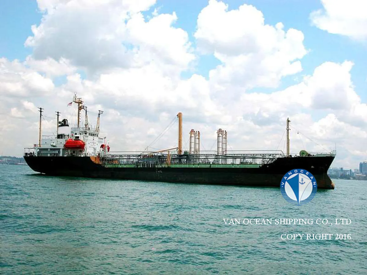 Kapal tanker minyak/bahan kimia kanggo didol