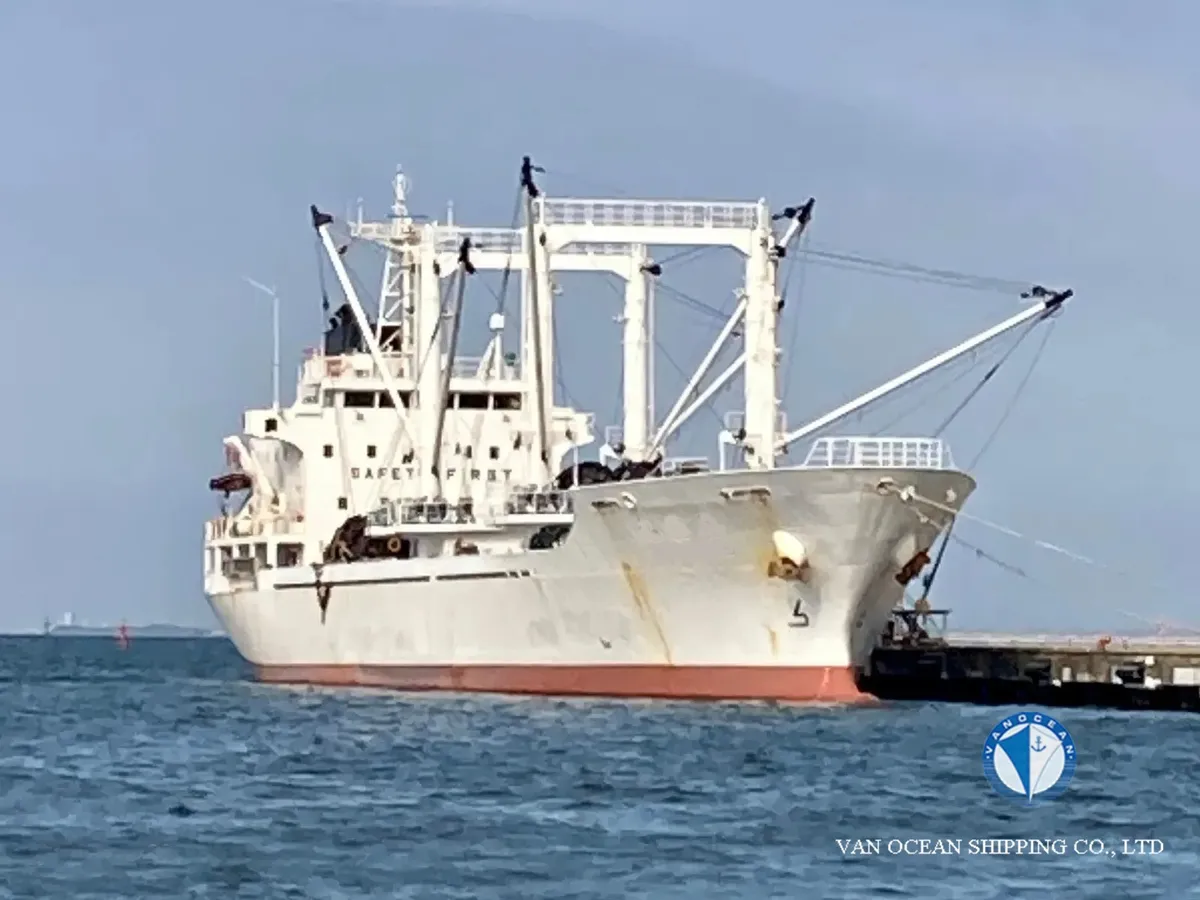 Kapal reefer kanggo didol
