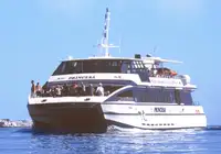 Katamaran kanggo didol
