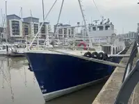 Trawler kanggo didol