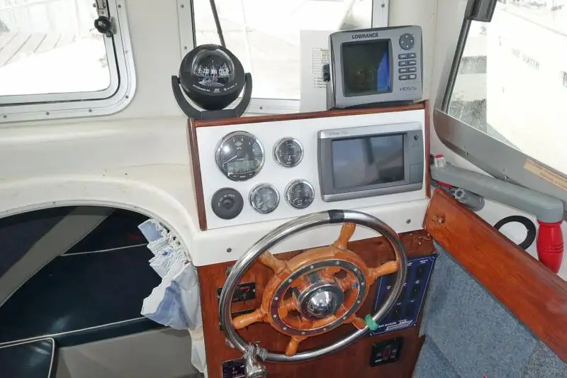 Kapal kerja kanggo didol