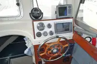 Kapal kerja kanggo didol