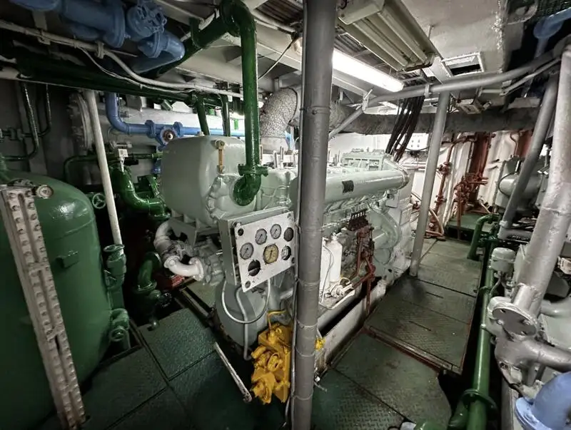 Kapal trawler kanggo didol