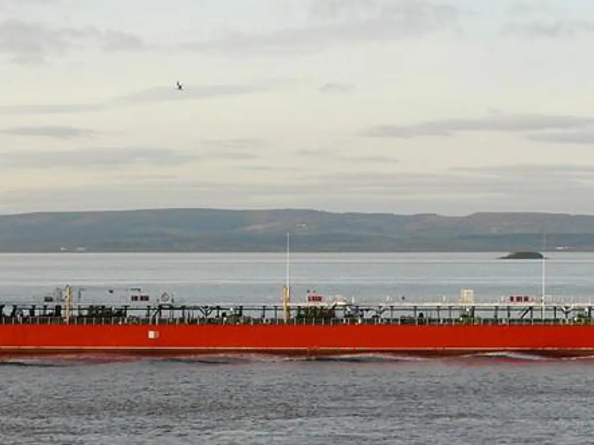 Kapal tanker minyak/bahan kimia kanggo didol