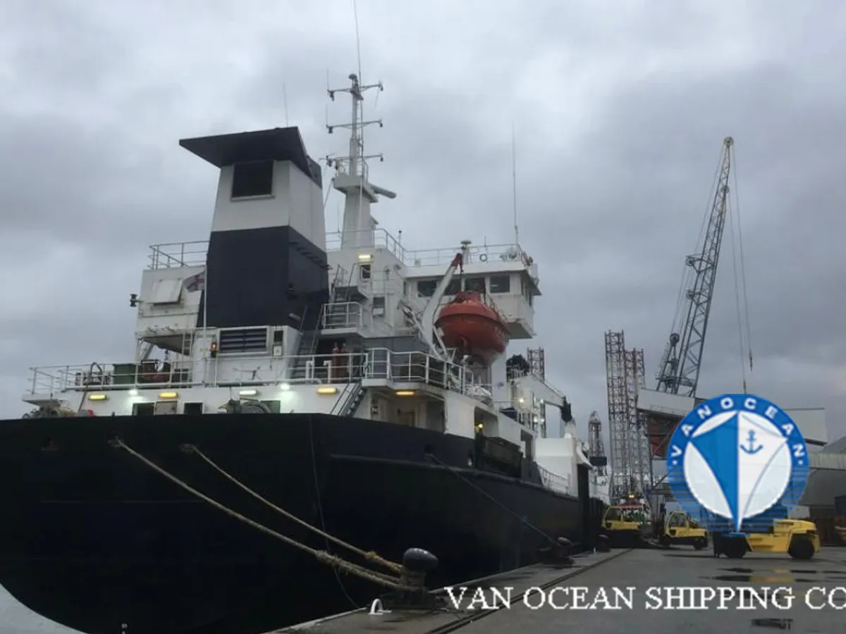 Kapal reefer kanggo didol